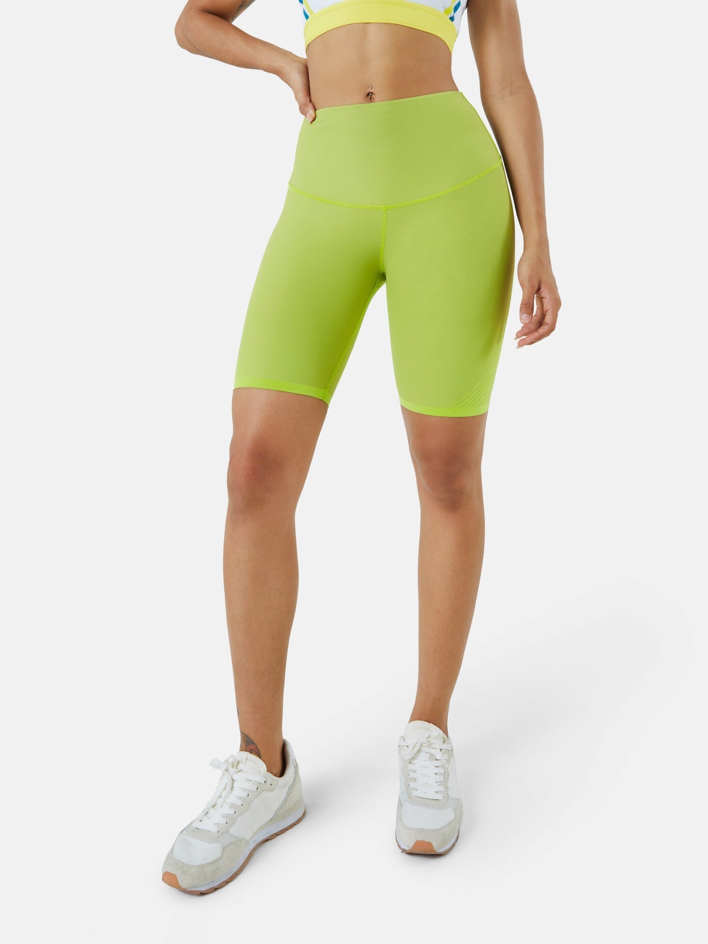 Body Sculpt 9" Biker Shorts (Reversible Wear)