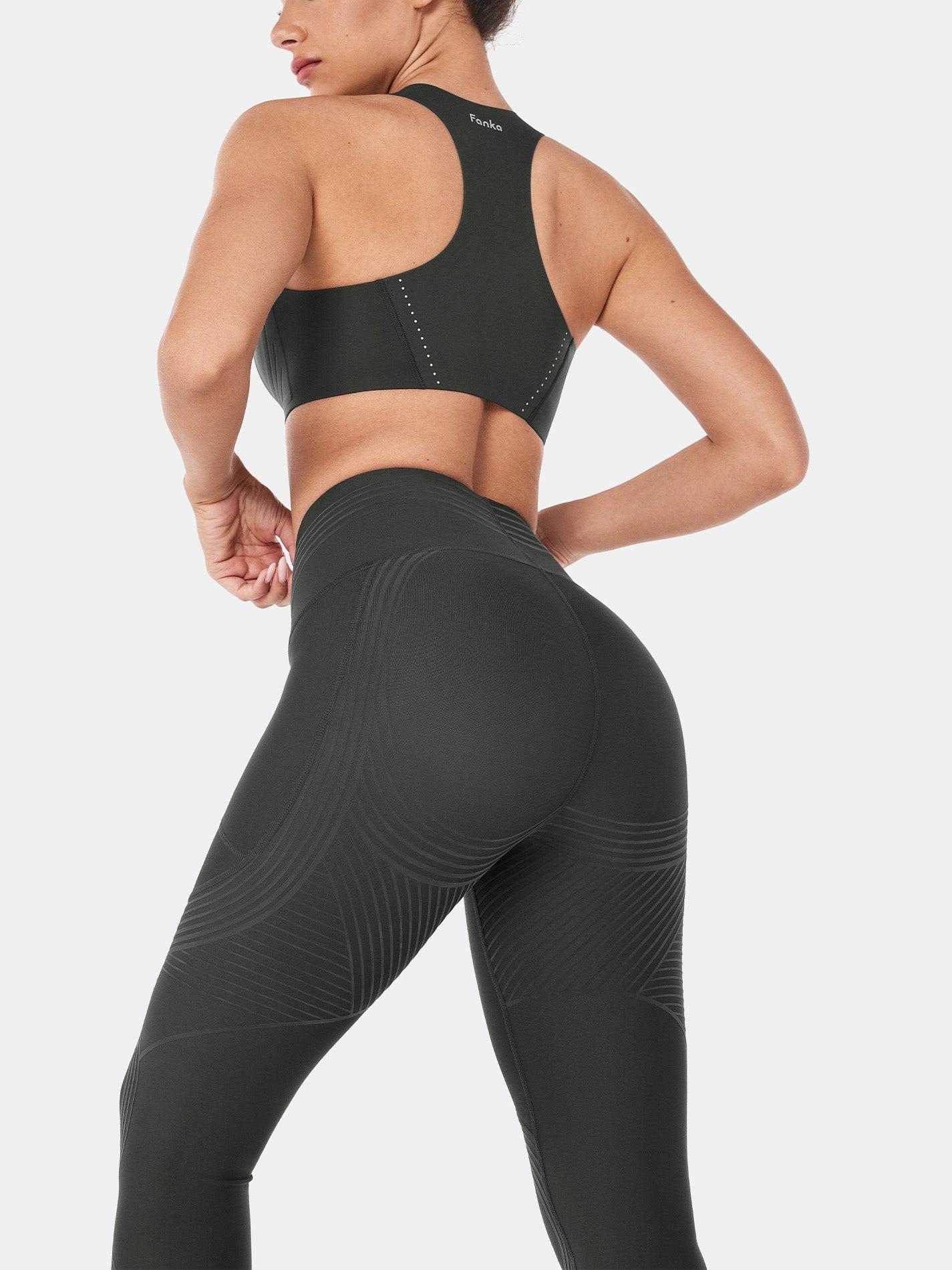 Body Sculpt Side Pocket 7/8 Leggings 2.0 (Reversible Wear) | Mova Studio