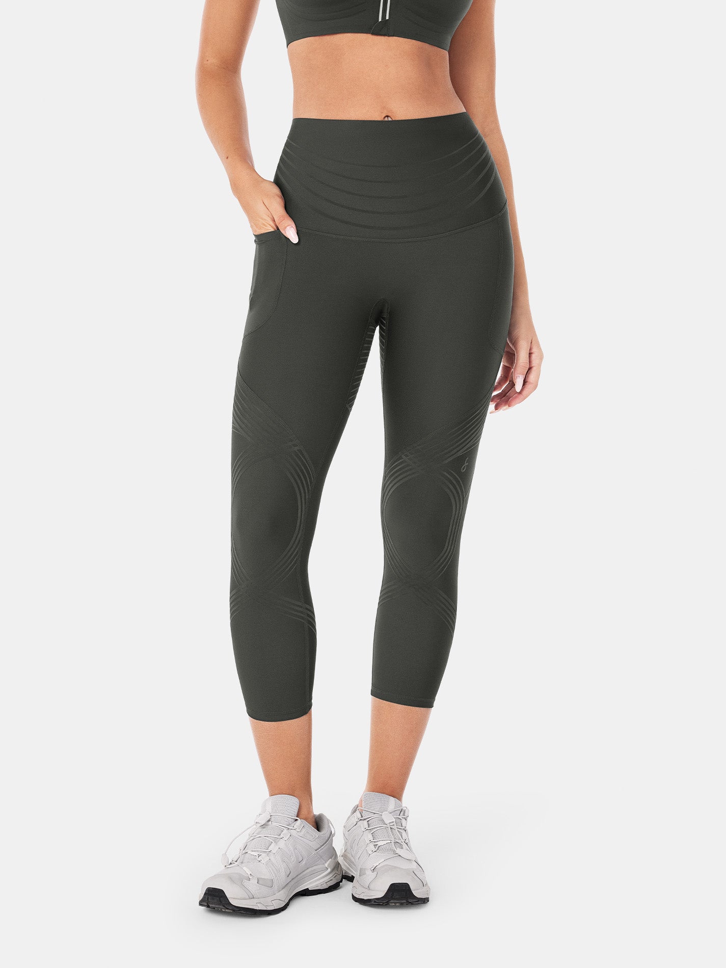 Body Sculpt Side Pocket 7/8 Leggings 2.0 (Reversible Wear) | Mova Studio