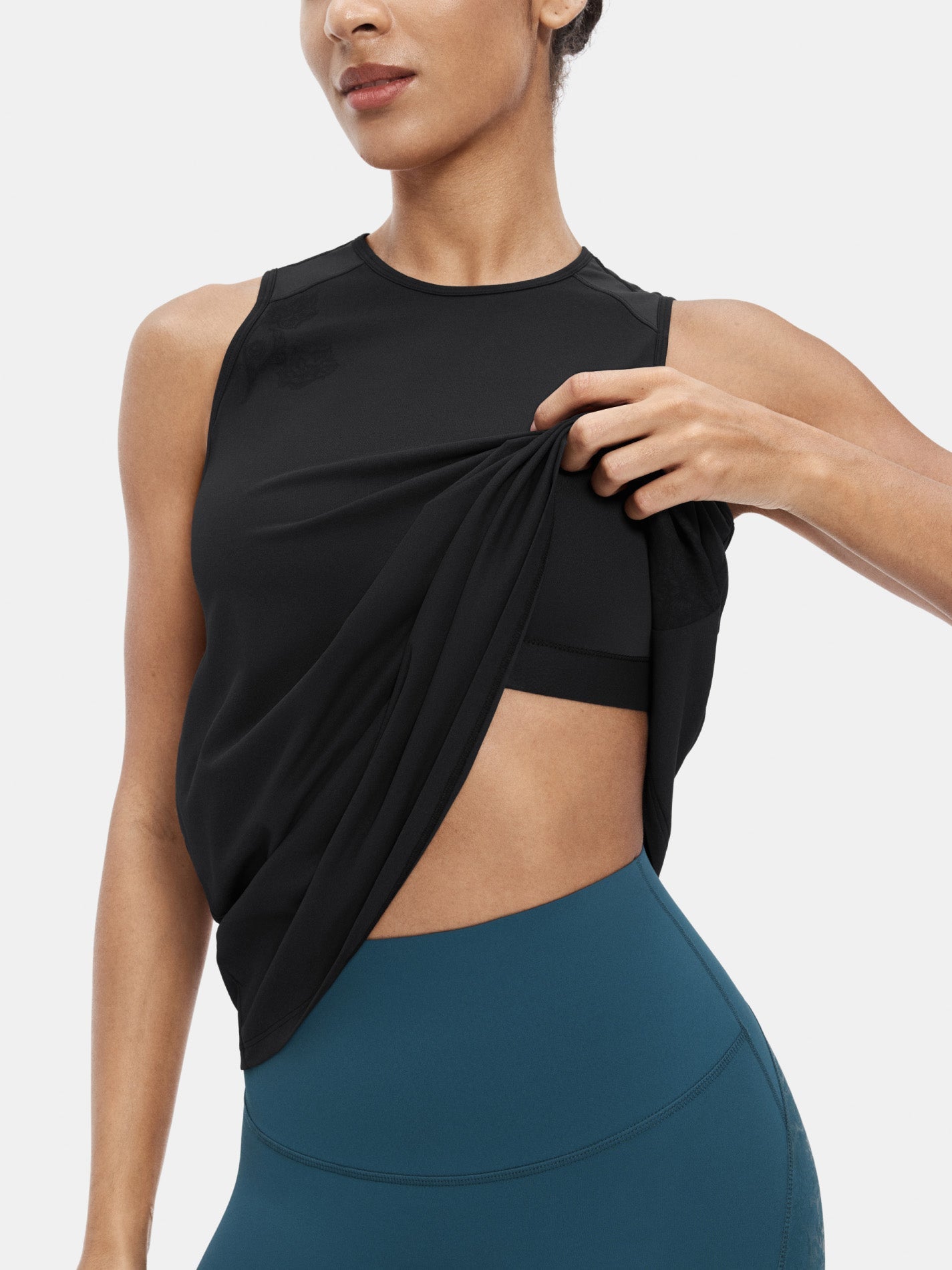 Body Sculpt CalmWave Tank Top (Built-in Bra) | Mova Studio