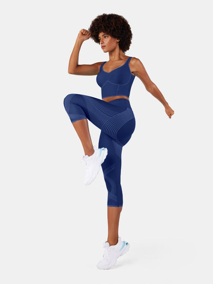 Body Sculpt Capri Leggings (Reversible Wear) | Mova Studio