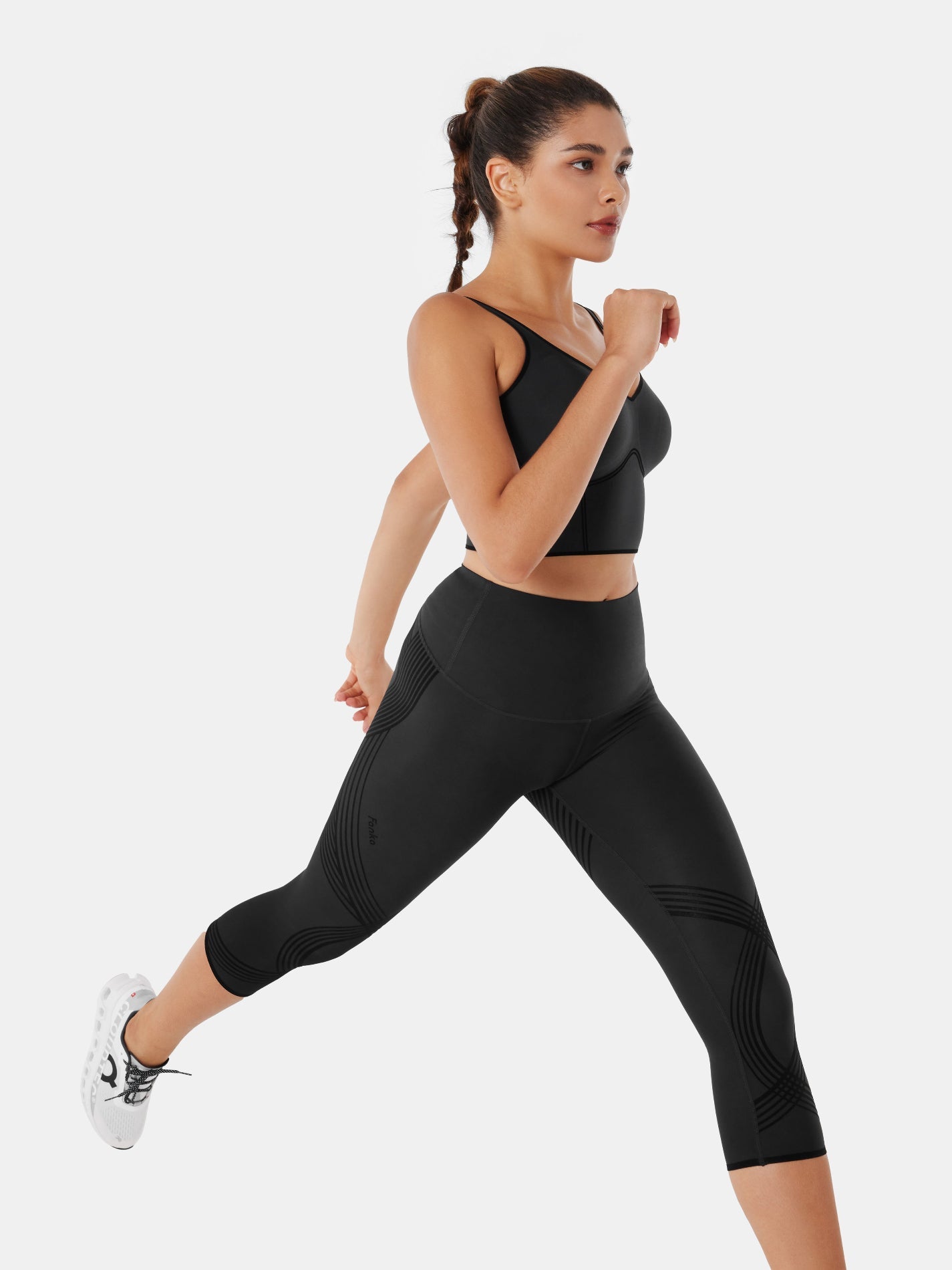 Body Sculpt Capri Leggings (Reversible Wear) | Mova Studio