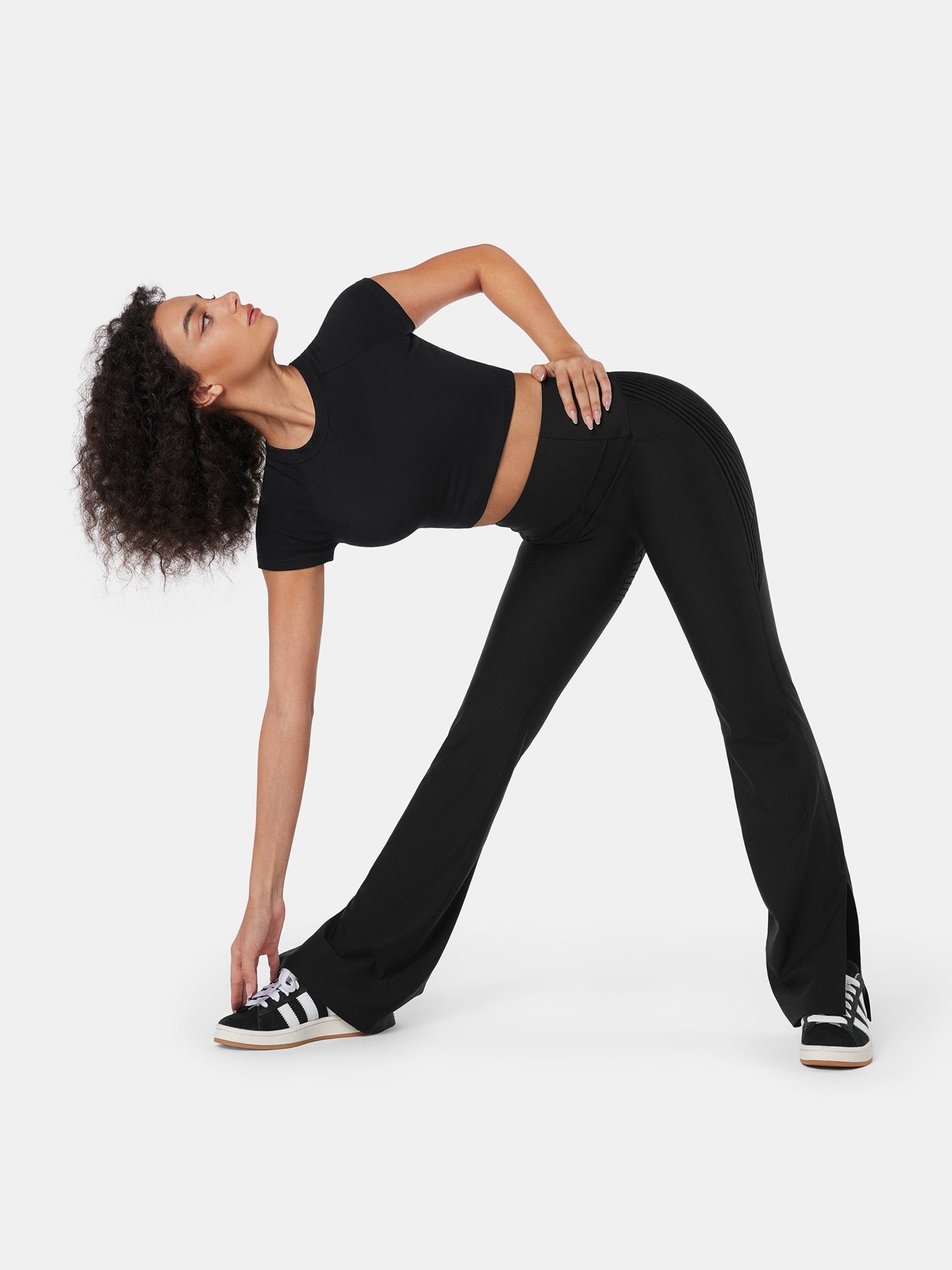 Body Sculpt Flare Leggings | Mova Studio