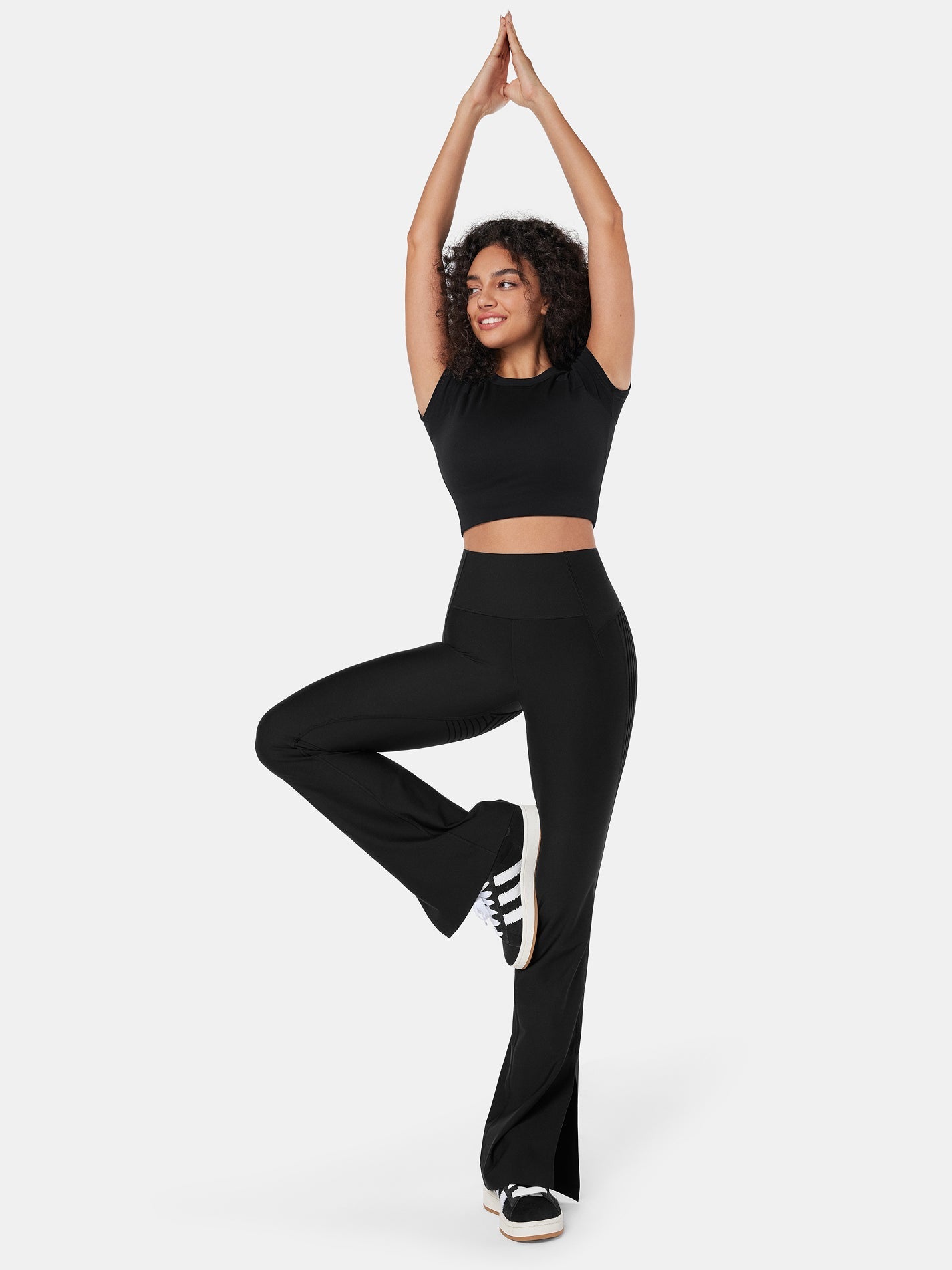 Body Sculpt Flare Leggings | Mova Studio