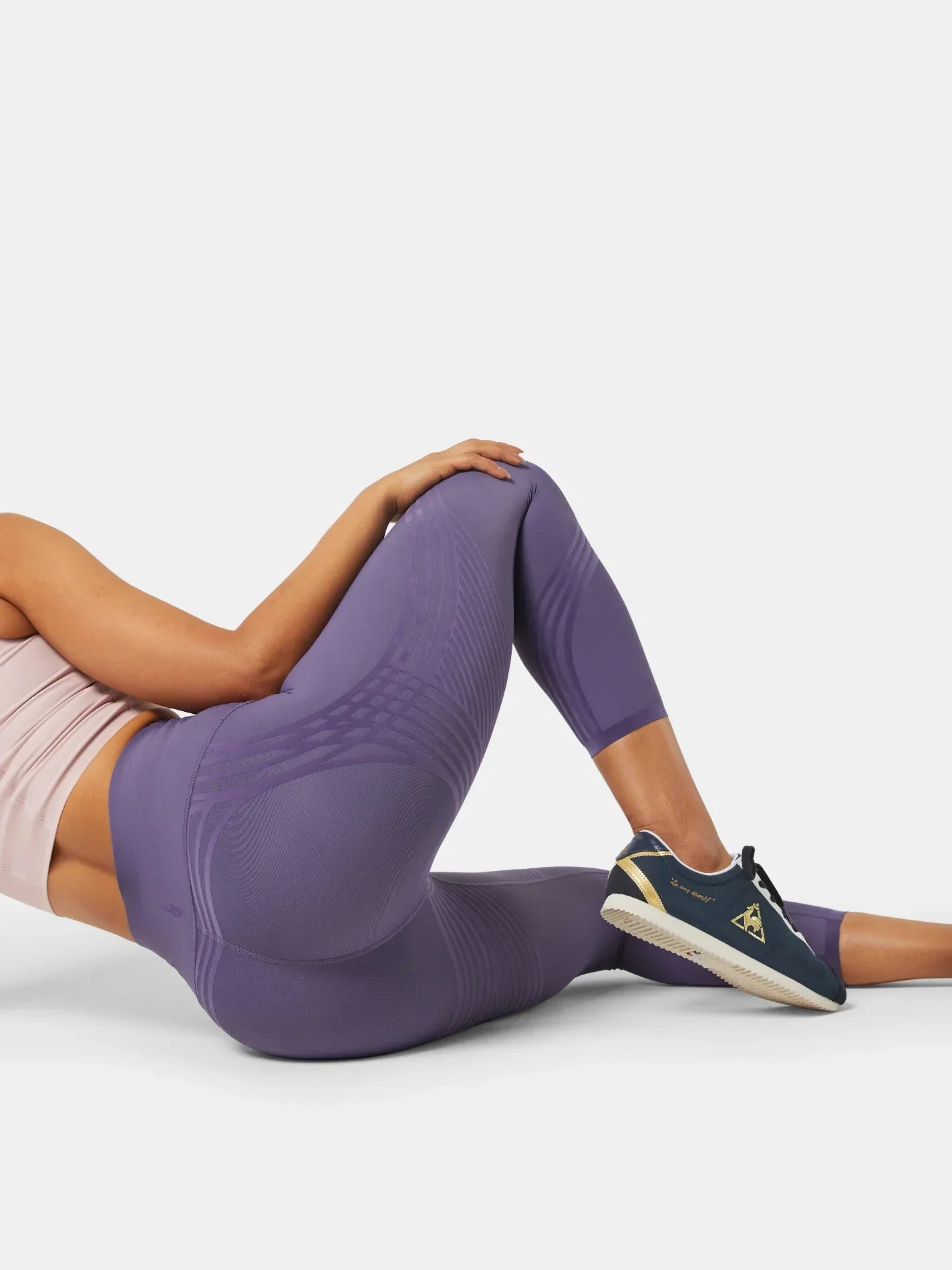 Body Sculpt 7/8 Leggings (Reversible Wear) | Mova Studio