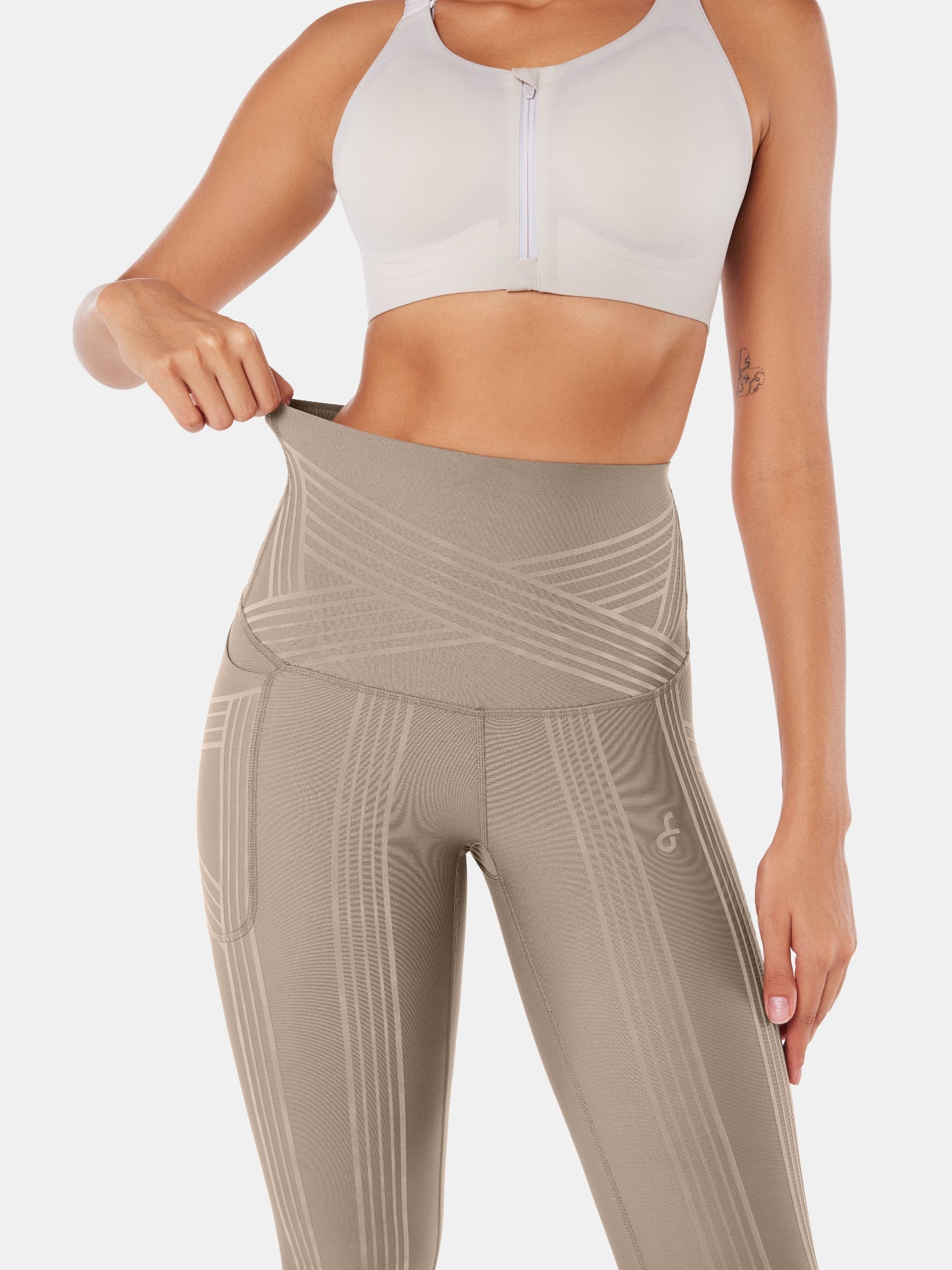 PowerBand Resistance Leggings (Reversible Wear) | Mova Studio