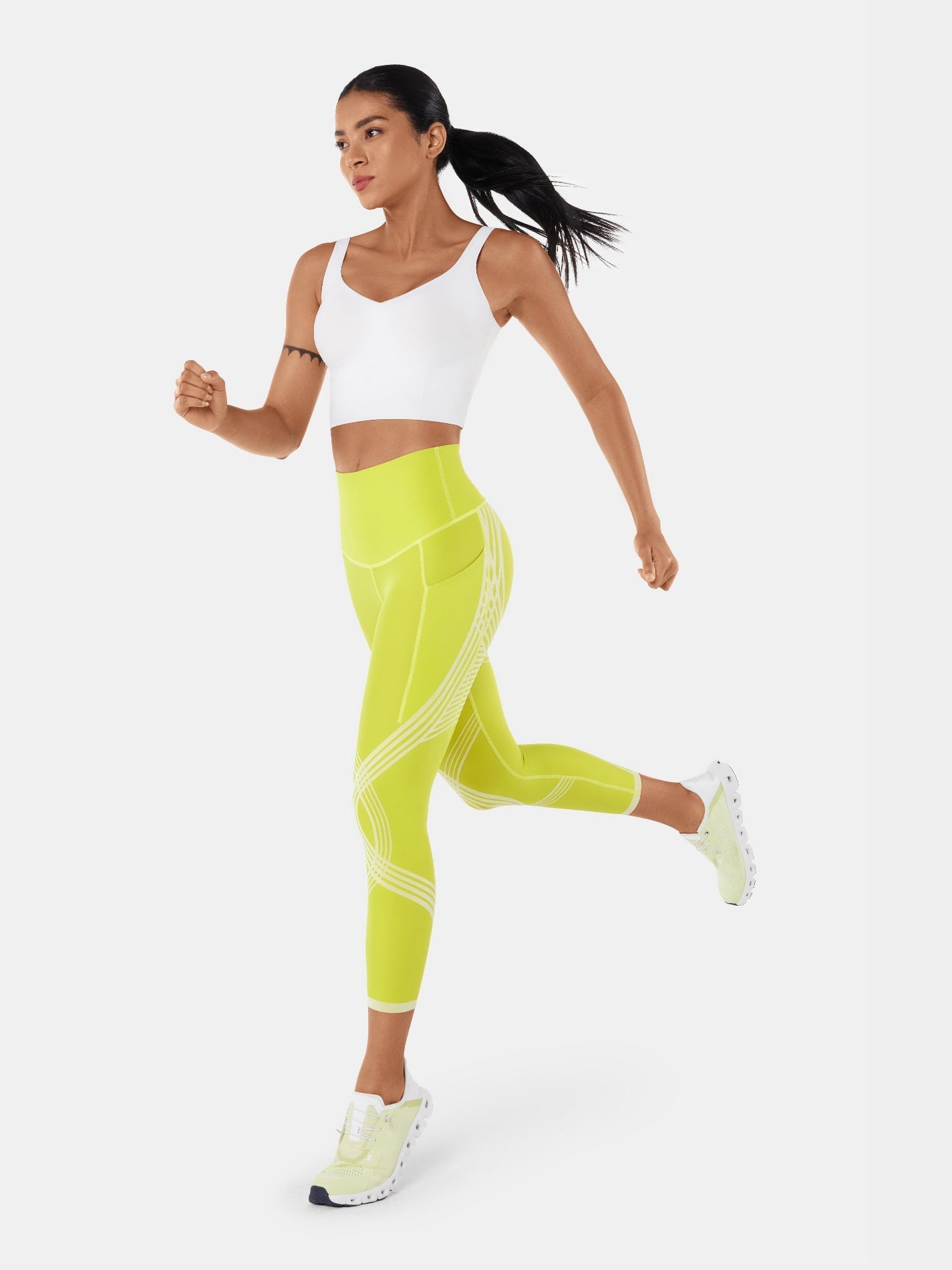 Body Sculpt Side Pocket 7/8 Leggings | Mova Studio