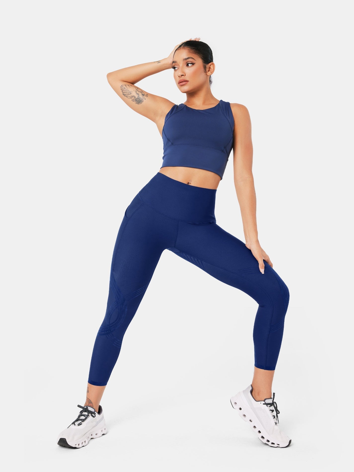 Body Sculpt Side Pocket 7/8 Leggings | Mova Studio