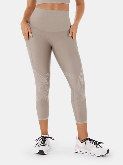 Body Sculpt Side Pocket 7/8 Leggings | Mova Studio