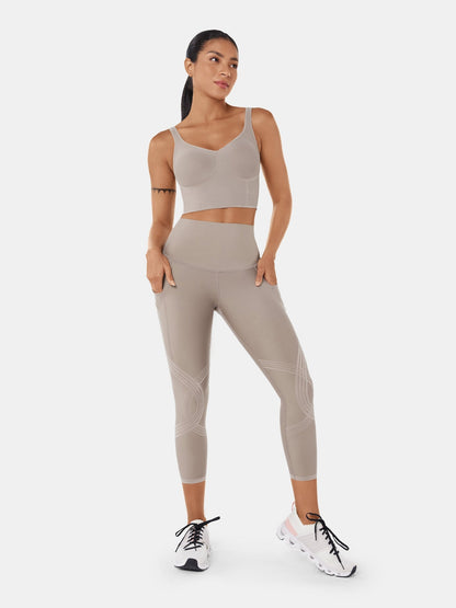 Body Sculpt Side Pocket 7/8 Leggings | Mova Studio