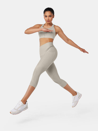 Body Sculpt Side Pocket Capri Leggings | Mova Studio