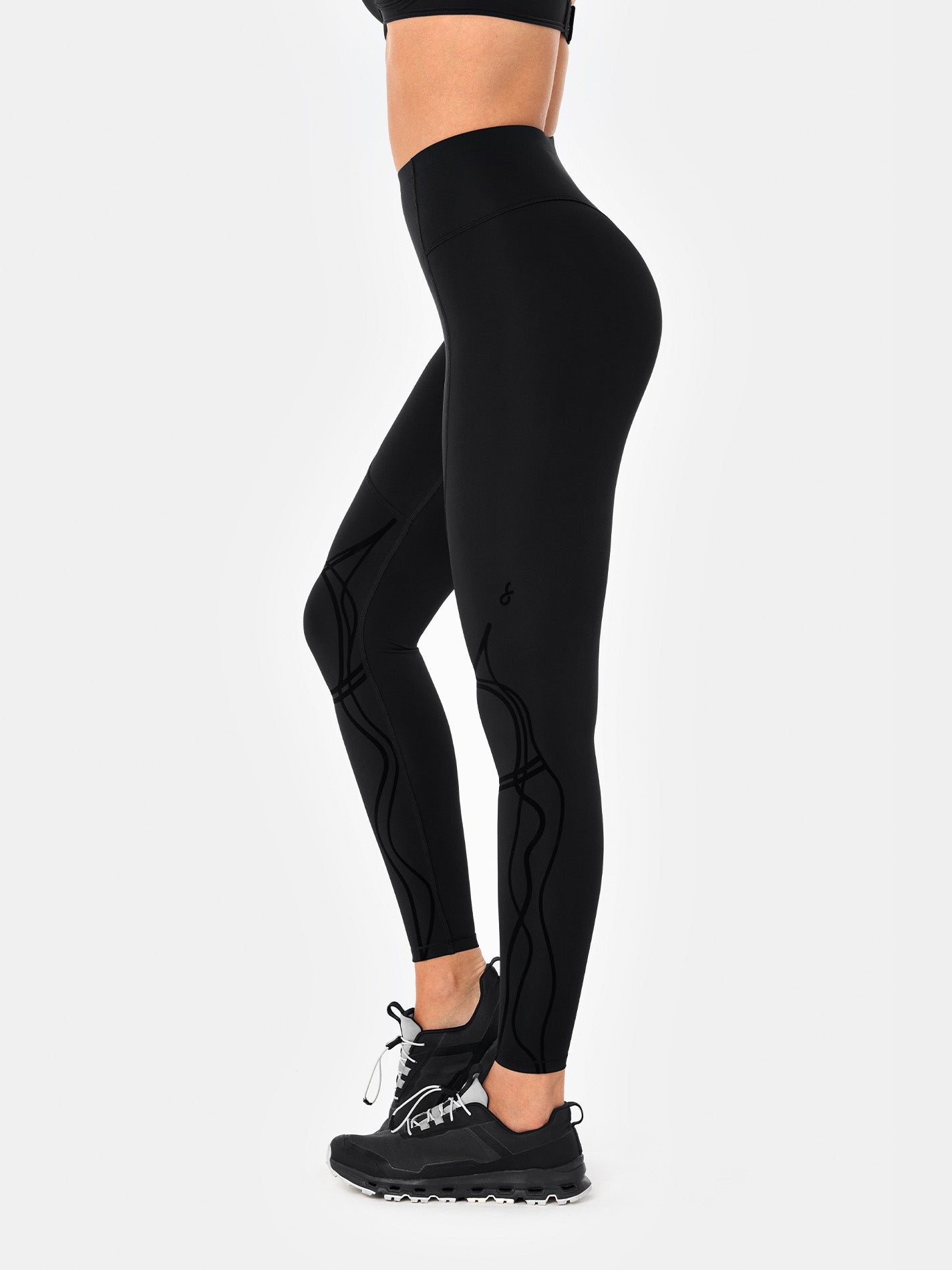 Body Sculpt Two Way Temp Leggings (Reversible Wear) | Mova Studio