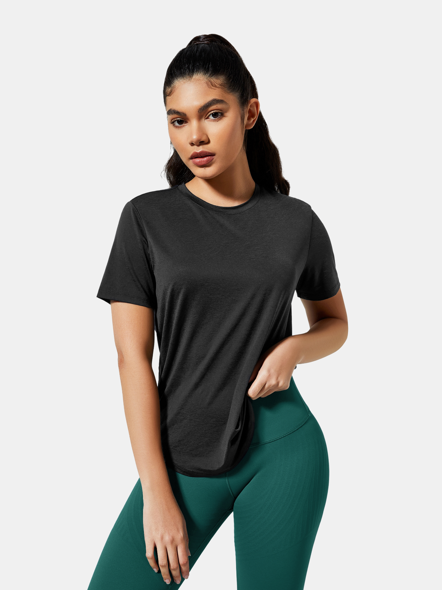 InstaBreeze Training Short Sleeve T-shirt | Mova Studio