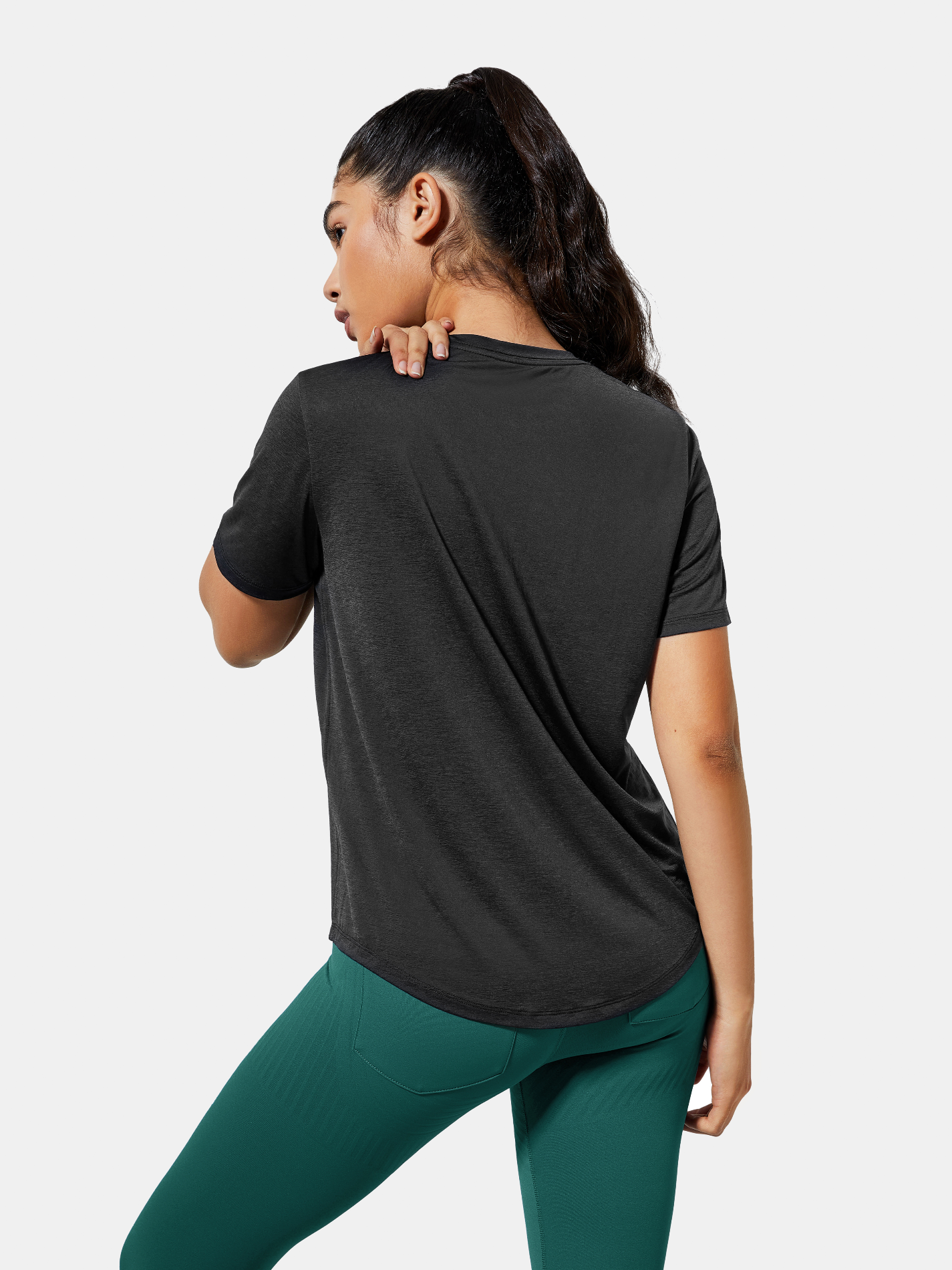 InstaBreeze Training Short Sleeve T-shirt | Mova Studio