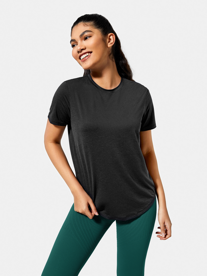 InstaBreeze Training Short Sleeve T-shirt | Mova Studio