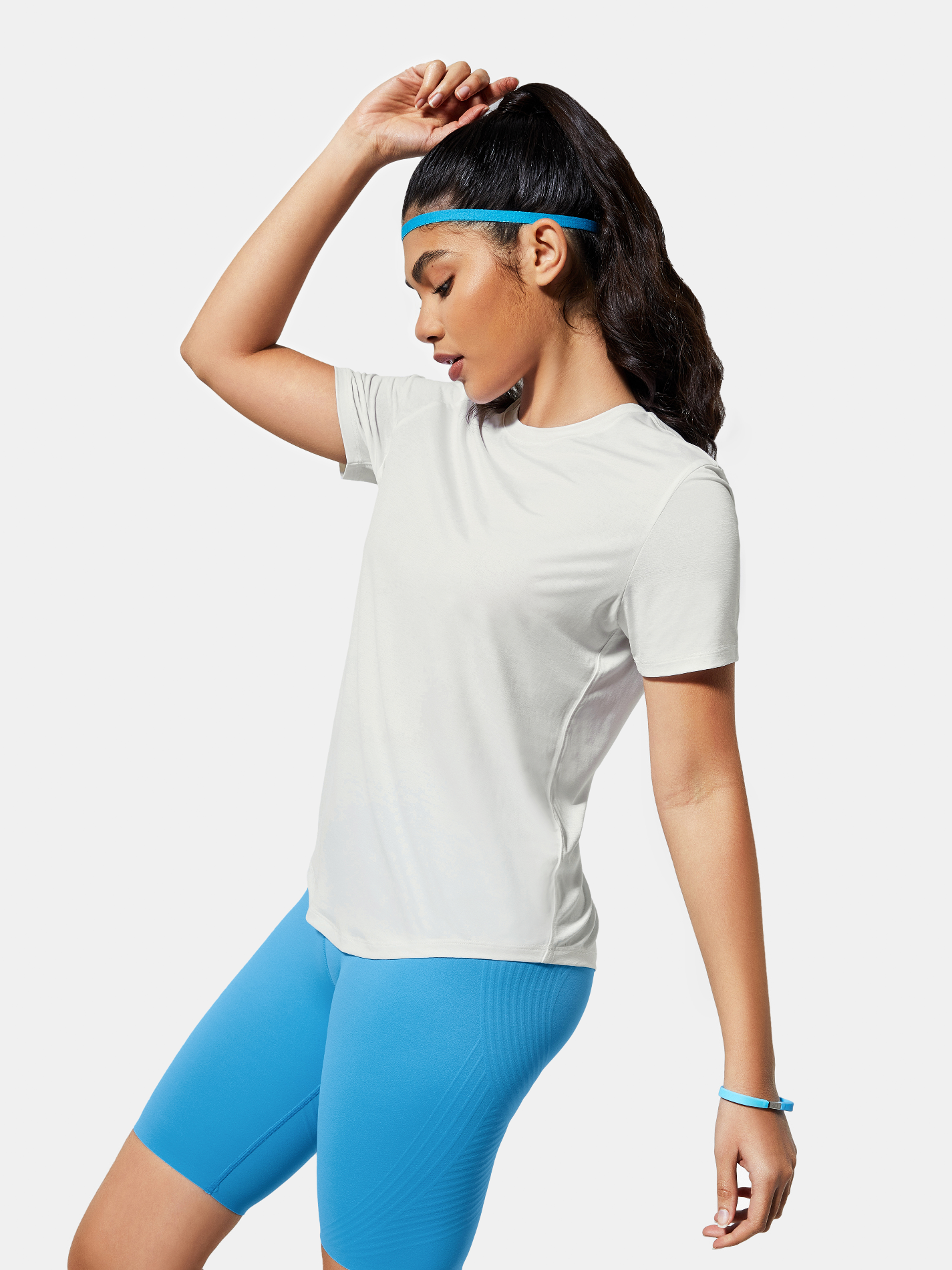 InstaBreeze Training Short Sleeve T-shirt | Mova Studio