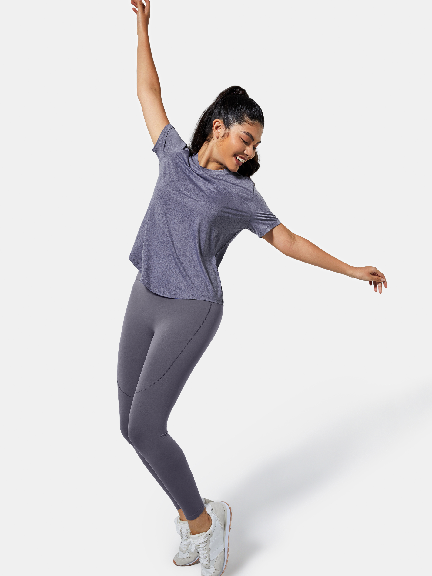InstaBreeze Training Short Sleeve T-shirt | Mova Studio