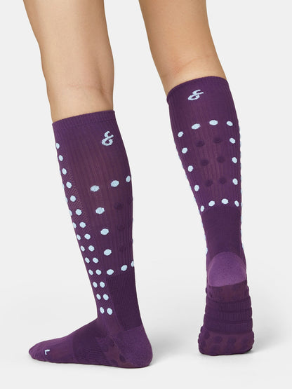 Knee-High Compression Socks | Mova Studio
