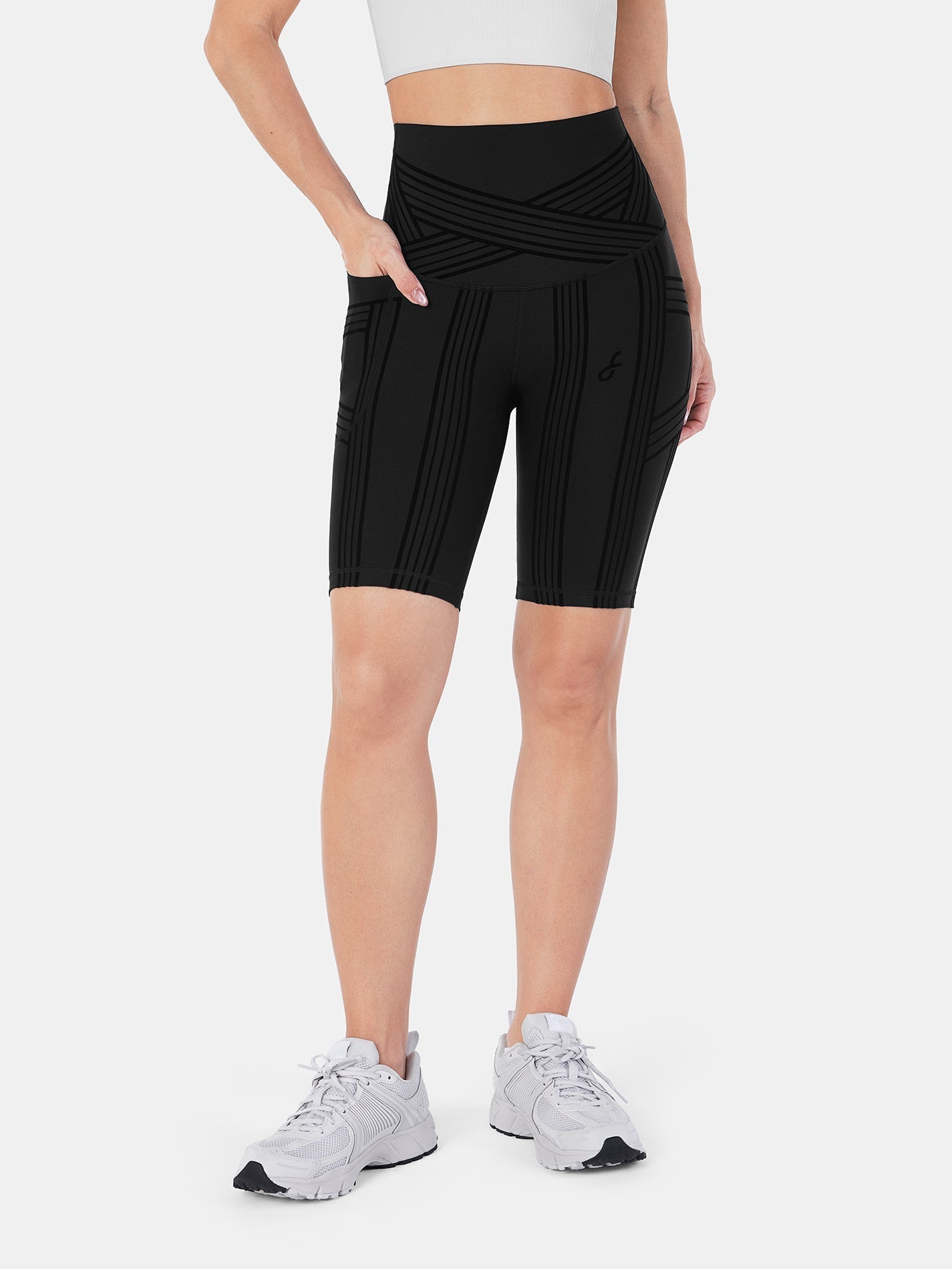 PowerBand Resistance 9" Biker Shorts (Reversible Wear) | Mova Studio