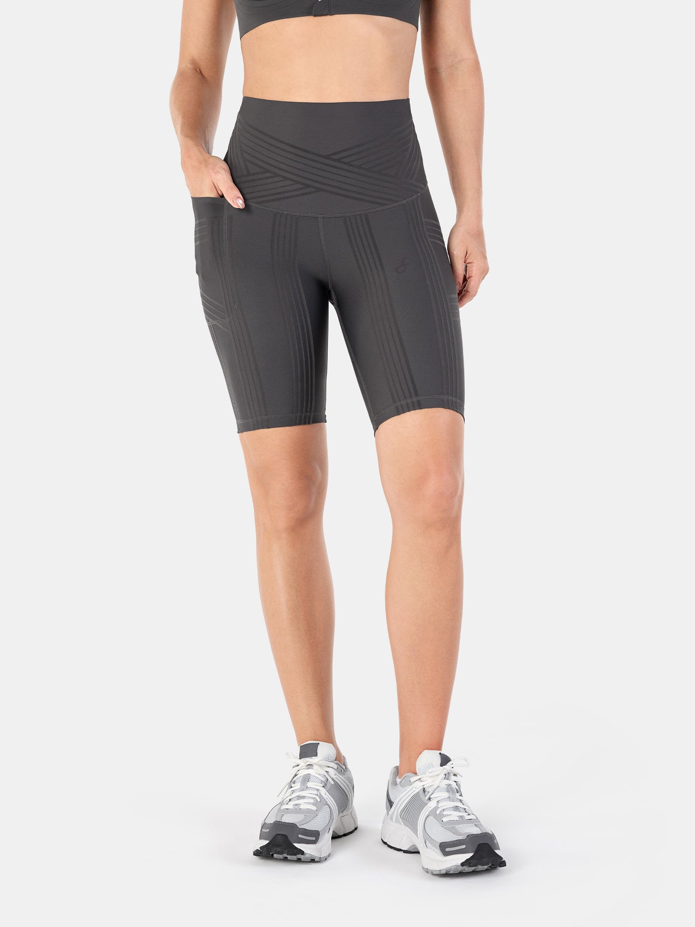 PowerBand Resistance 9" Biker Shorts (Reversible Wear) | Mova Studio