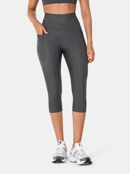 PowerBand Resistance Capri Leggings (Reversible Wear) | Mova Studio
