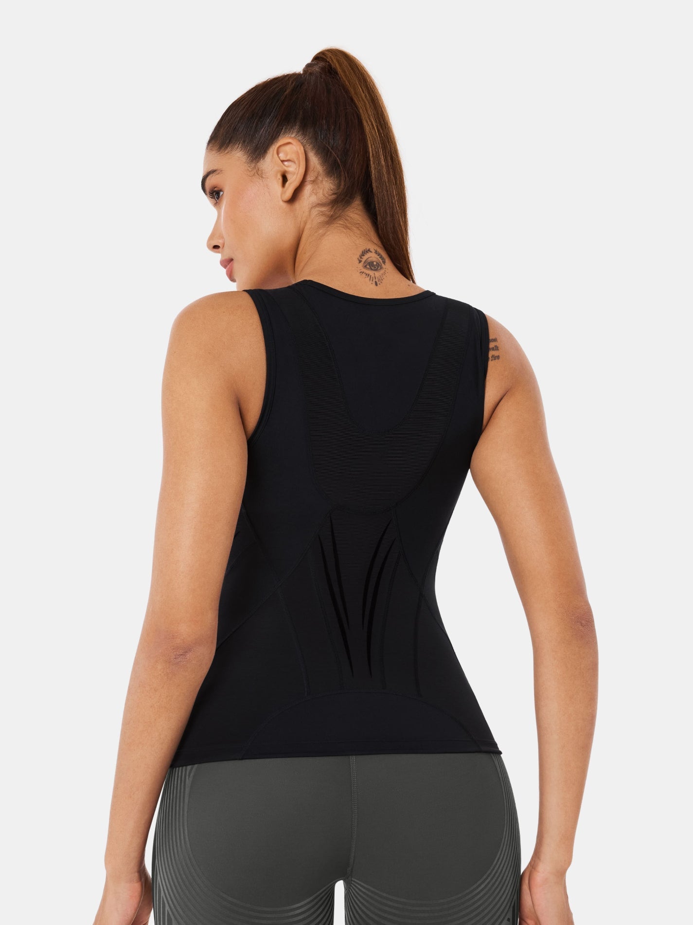 EmbraceUp Tank Top | Mova Studio